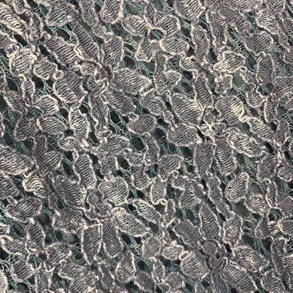 Gimmicks by BTK Oversized Acid Washed Open Tie Back Balloon Sleeve Crop Top NWT - Picture 5 of 6